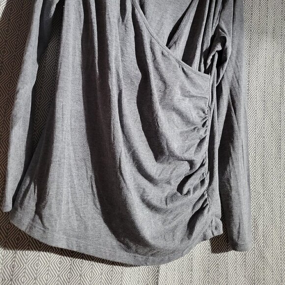 Maternity Women's Gray Multilayered Side Scrunch Breastfeeding Long Sleeve Top L - Picture 6 of 13